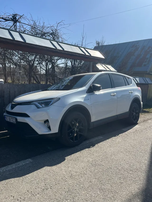 Toyota rav4 hibrid – Piatra-Neamt, Neamț