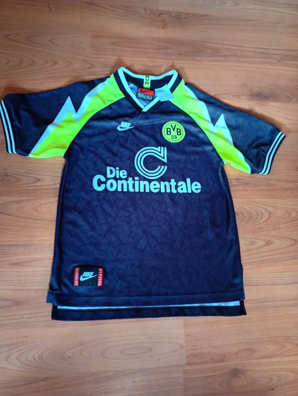 tricou Bvb Dortmund retro 1995 mărime copii – fotografia 1 din 3