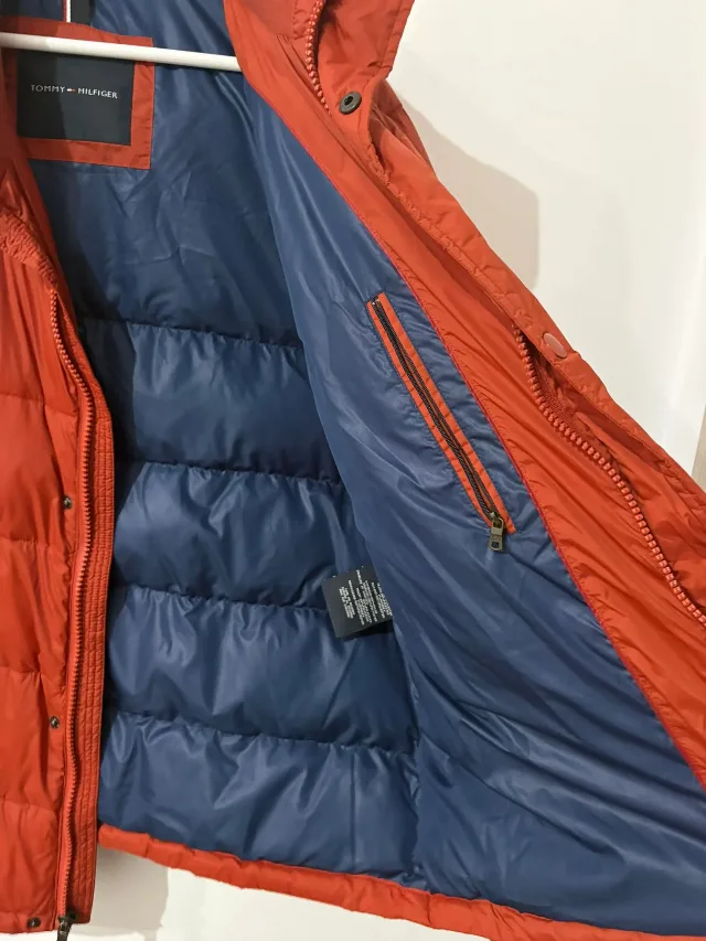 Geaca Tommy Hilfiger barbateasca XL - stare foarte buna – fotografia 8 din 8