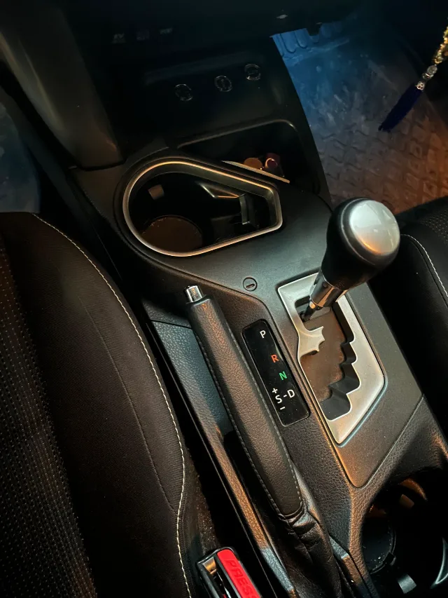 Toyota rav4 hibrid – fotografia 4 din 6