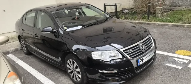 VW Passat B6 an 2010 1.6 TDI Bluemotion – fotografia 4 din 7