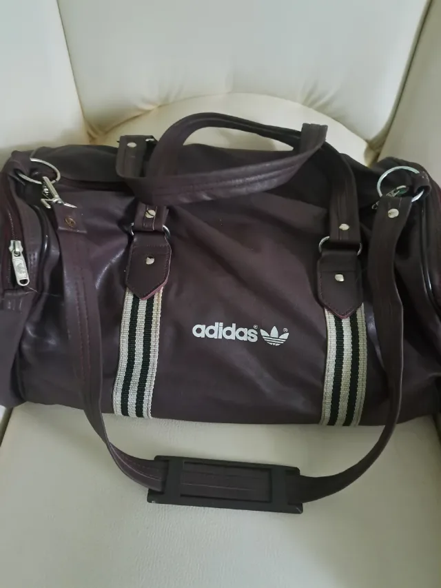 geanta sport pe umar – Oradea, Bihor