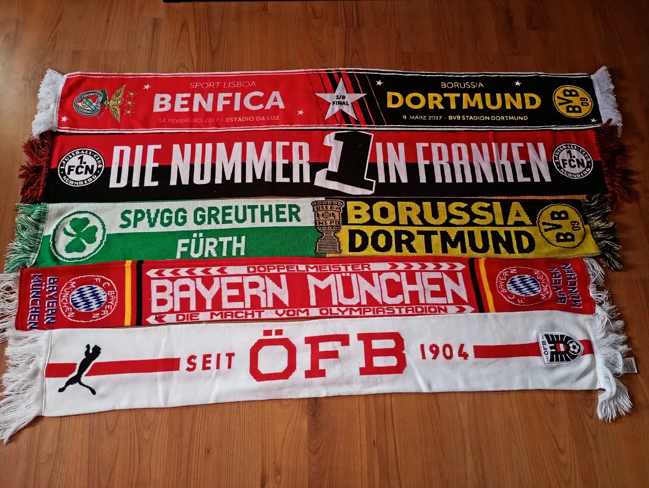 Lot 5 fulare fotbal 85 lei – fotografia 1 din 2