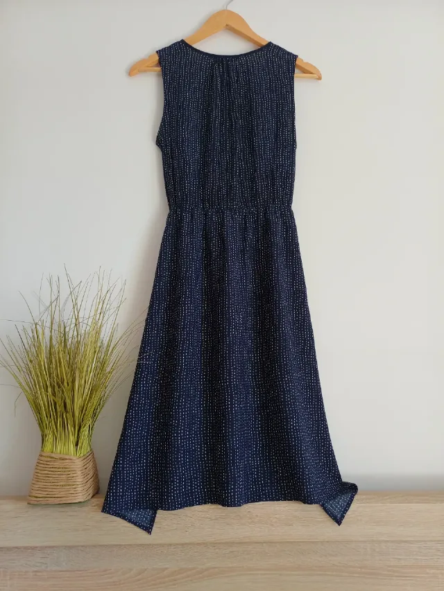 Rochie asimetrica Timeout, mărimea 38 (M), bleumarin cu picățele – fotografia 3 din 8