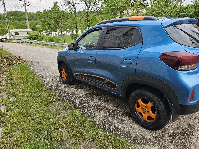 Vand dacia spring – fotografia 2 din 8