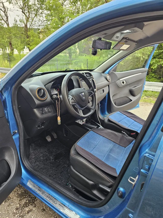 Vand dacia spring – fotografia 8 din 8