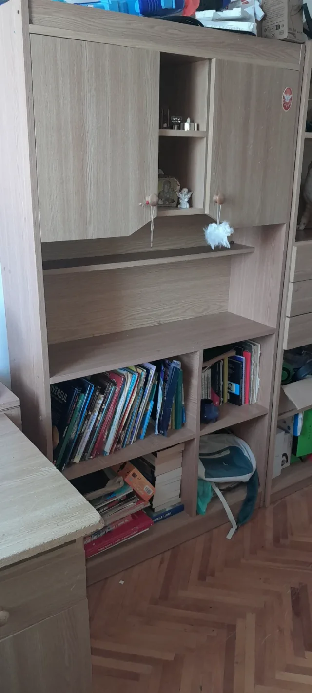 Mobilier de tineret – fotografia 1 din 7