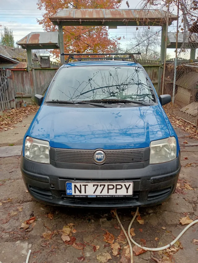 Vând Fiat Panda, an 2004, motor benzina 1.1,214000 km.Schimbat recent pompă benzină și pompa de apa,chit distribuție.Masina in circulație. – fotografia 3 din 3