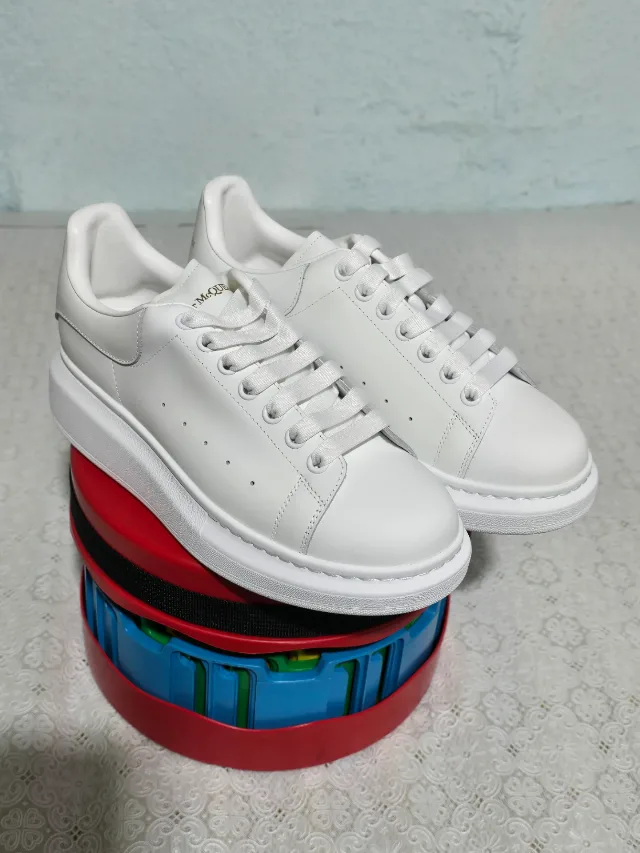 Adidasi din piele Alexander McQueen,marime 41 – fotografia 3 din 8