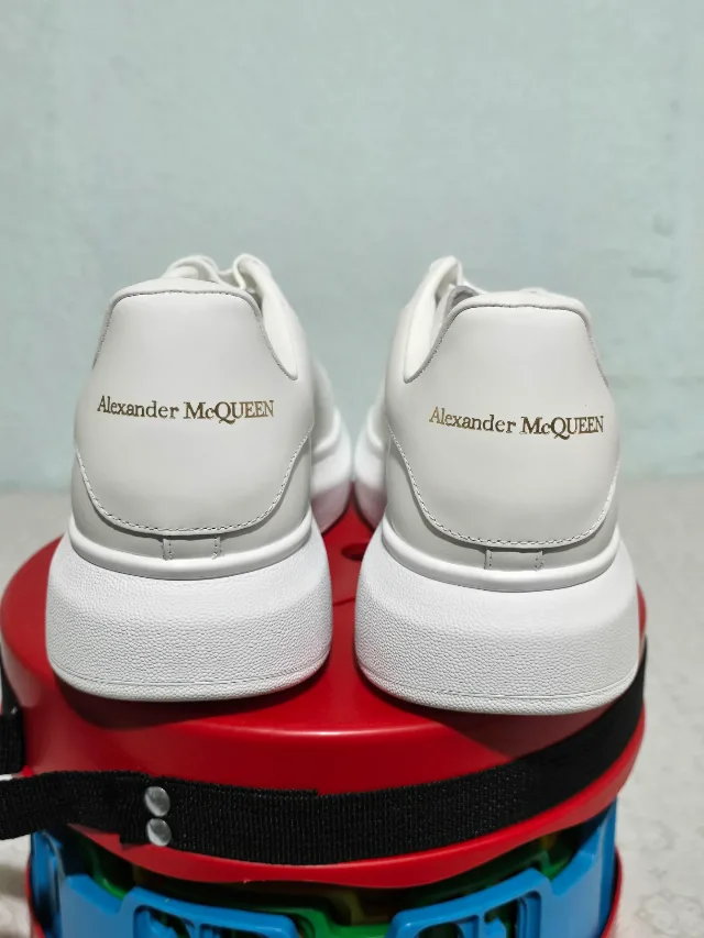 Adidasi din piele Alexander McQueen,marime 41 – fotografia 4 din 8