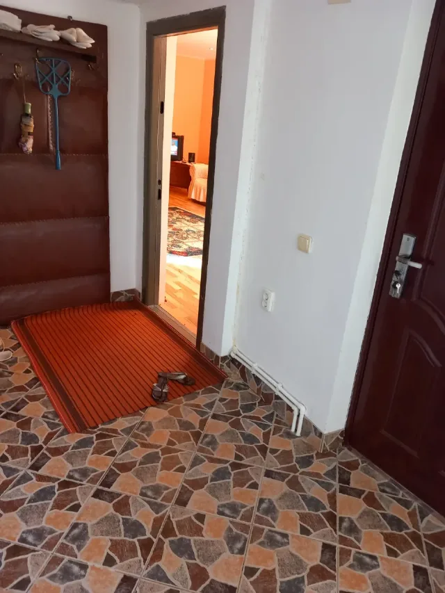 Casa-vila de vănzare – fotografia 8 din 8