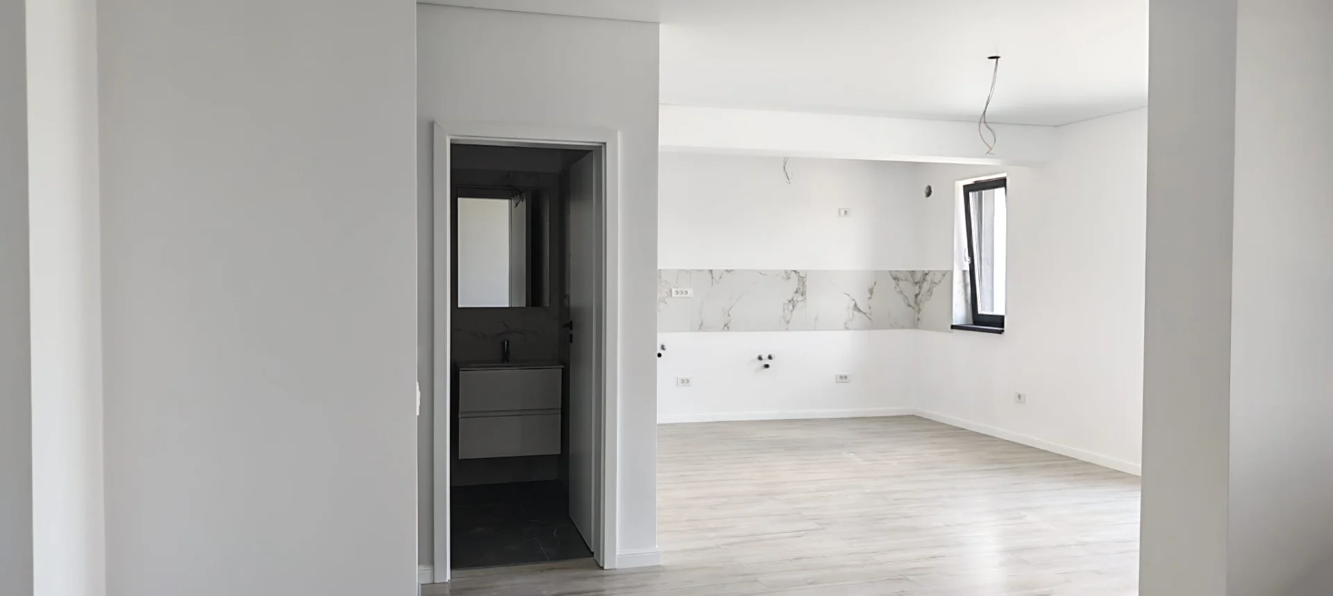 Studio - 2 camere, bloc nou finalizat, Bartolomeu - Lanii. – fotografia 5 din 8