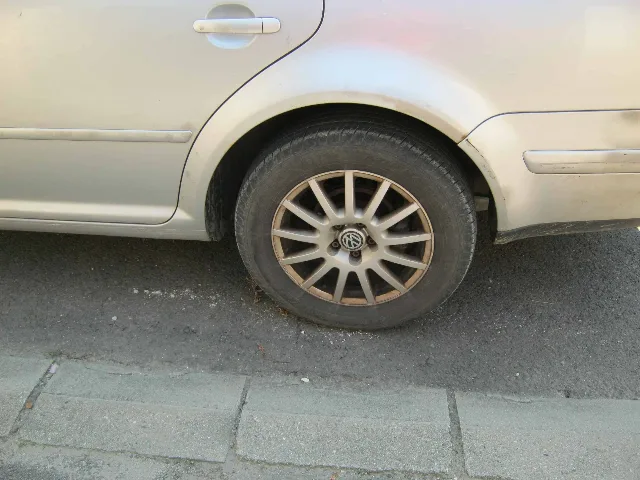 Volswagen Bora 1.9 TDI PD, 101 cai – fotografia 3 din 4