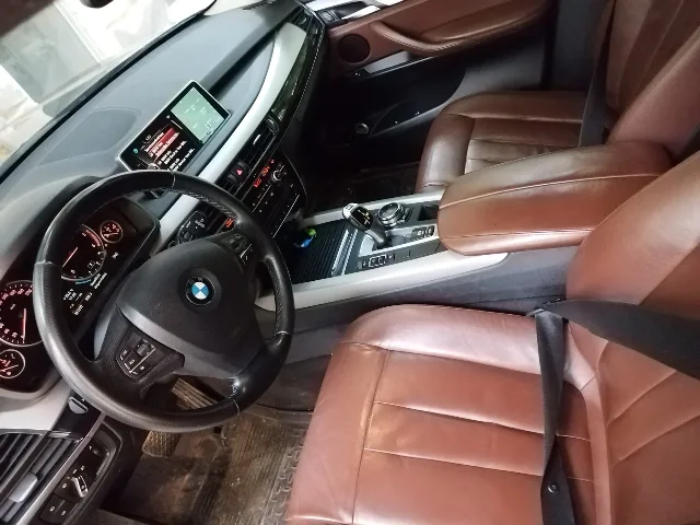 BMW X5, 2 litri (impozit 250 de lei pe an) 7 locuri, Diesel f-15 x drive 25d an 2014 – fotografia 3 din 8