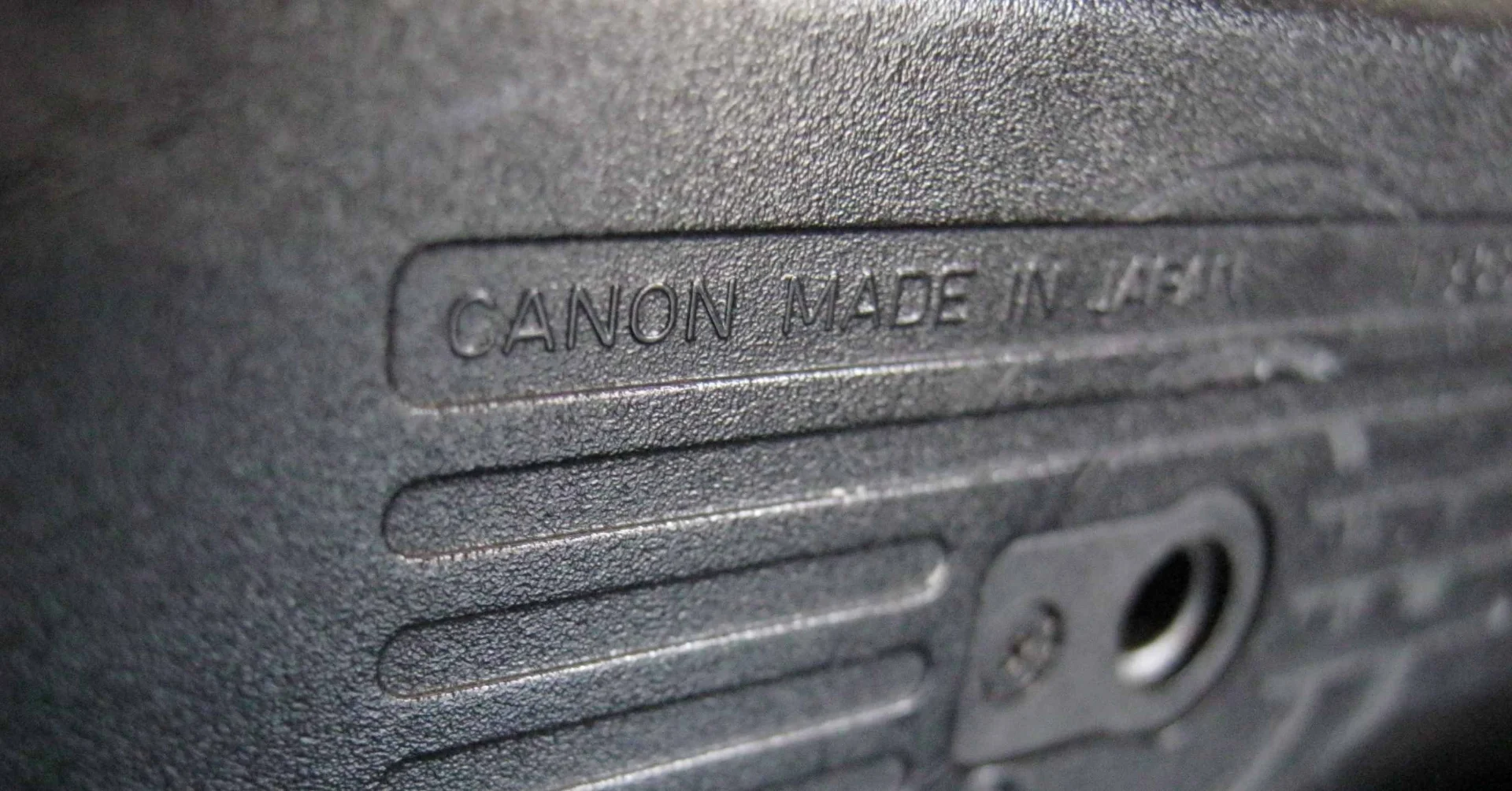 Canon EOS 1000 body – fotografia 3 din 4