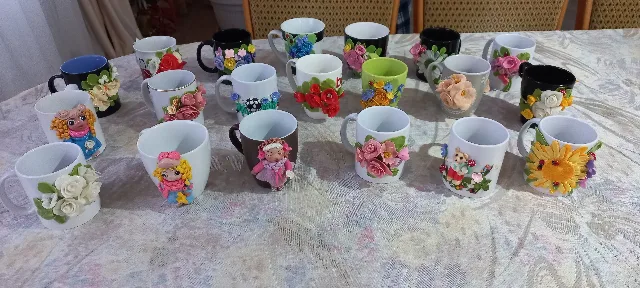 Cana din portelan decoratiuni cu flori de portelan – Beius, Bihor