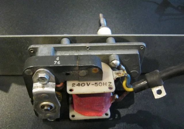 Motor cu reductie 15 rpm – fotografia 3 din 6
