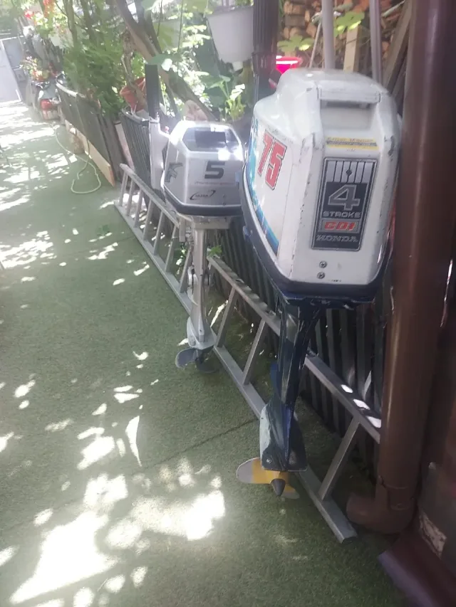 motoare barci... – fotografia 4 din 8