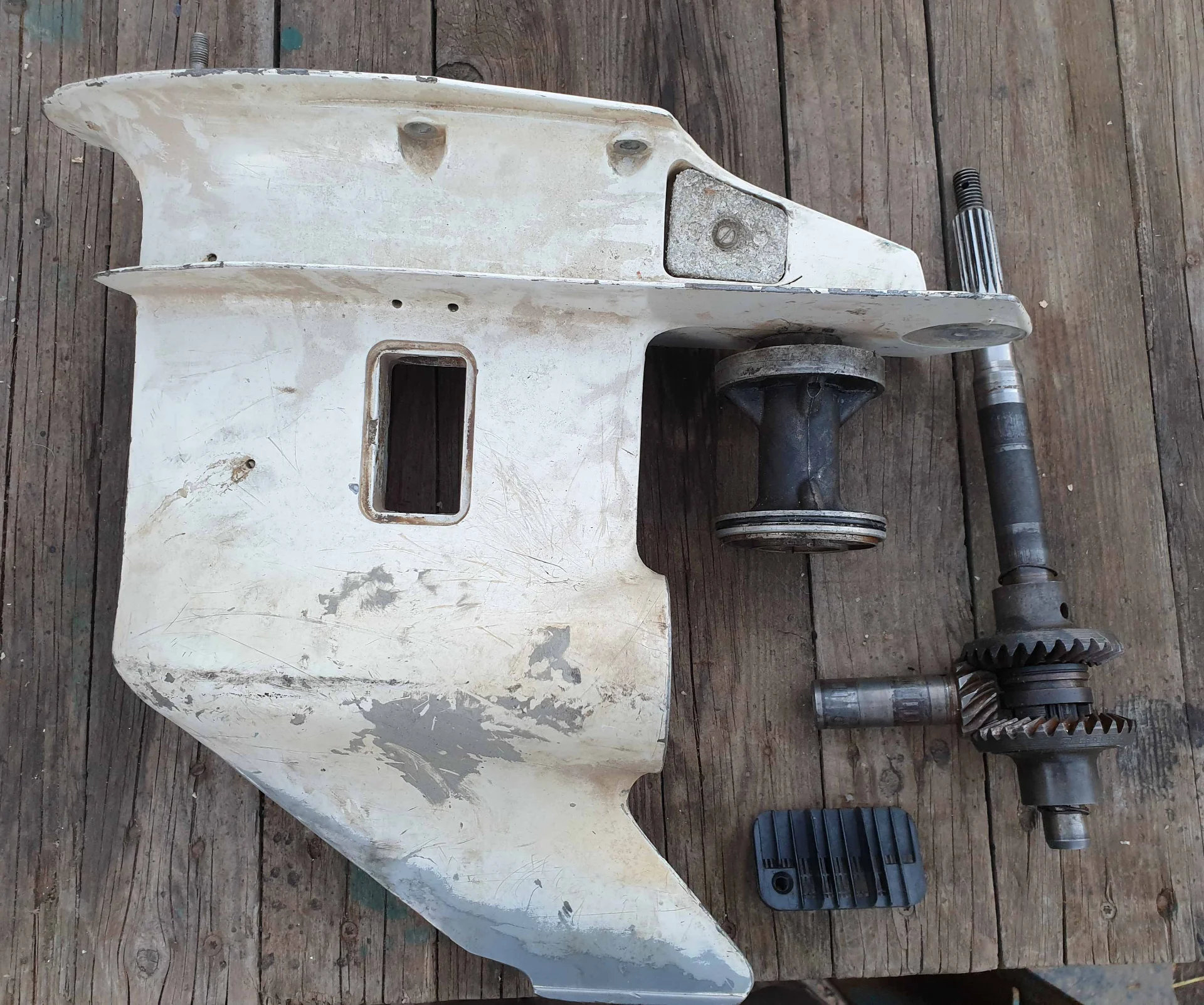 Cizma motor barca Evinrude – fotografia 3 din 8