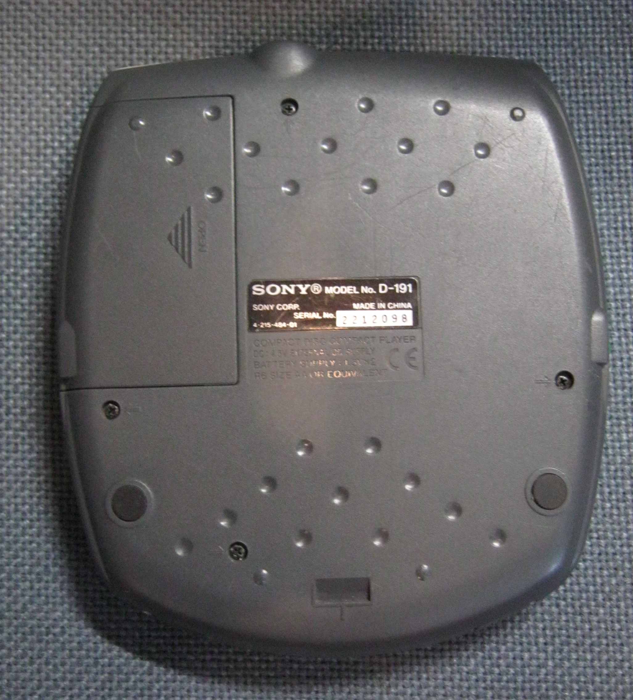 Discman Sony in stare buna – fotografia 3 din 4