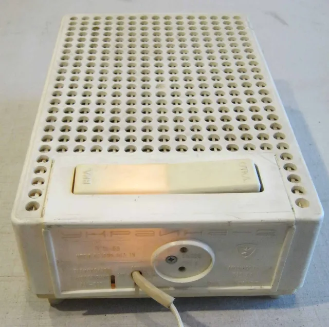 AVR, stabilizator de tensiune – fotografia 5 din 6