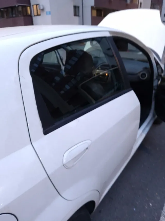 FIAT punto youang   . – fotografia 1 din 8