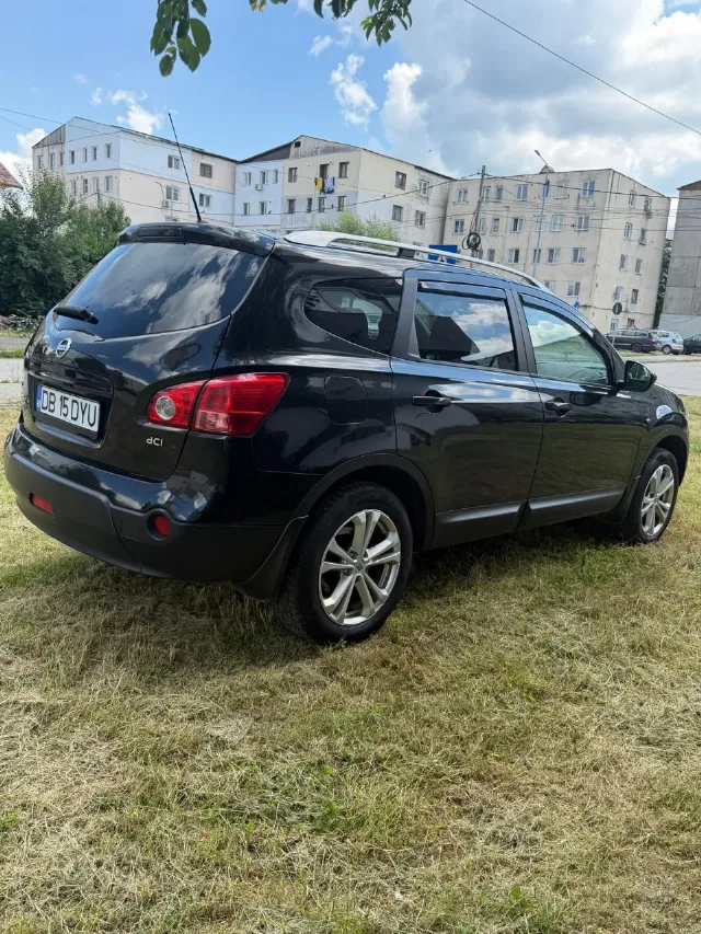 Nissan Qashqai+2cap 2, 0 an 2010 7locuri – fotografia 2 din 8
