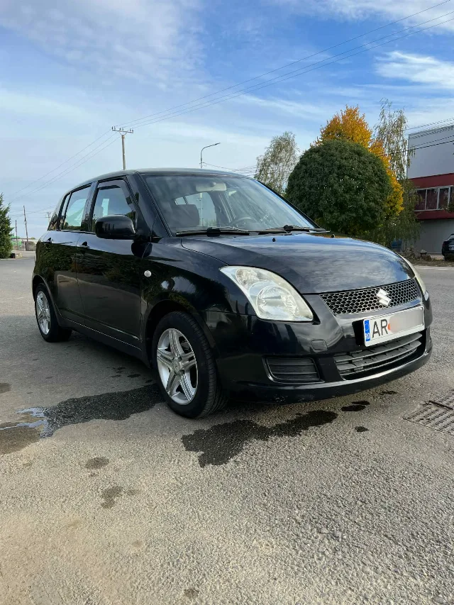 Suzuki Swift 2008 1.3 benzină înmatriculat – fotografia 2 din 8
