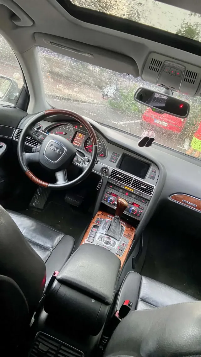 Audi A6 3.2 FSI – fotografia 5 din 7