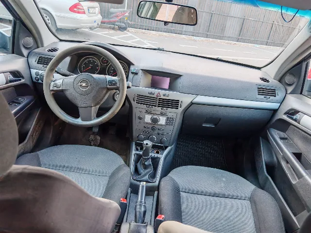 Opel Astra H 2005 – Fiabilă, economică și gata de drum – fotografia 2 din 8