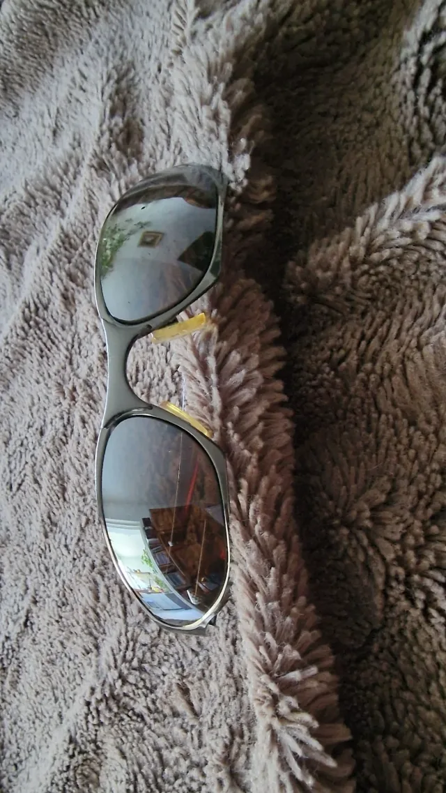 Ochelari de soare de tip „wrap” – fotografia 4 din 4