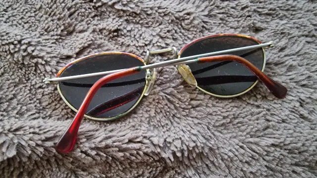 Ochelari de soare – fotografia 2 din 2
