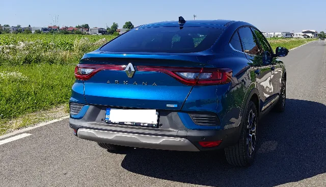 Renault Arkana E-TECH 145 – Full Hybrid, 1.6 benzină, automata, 2022, Primul proprietar – fotografia 2 din 7