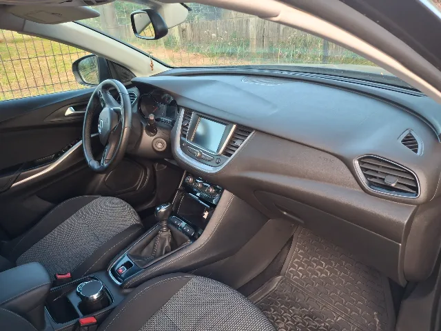 Opel grandland x – fotografia 4 din 7