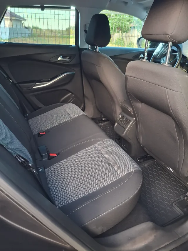 Opel grandland x – fotografia 6 din 7