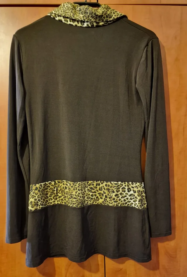 Bluză de damă, maro cu imprimeu leopard, M – fotografia 3 din 3