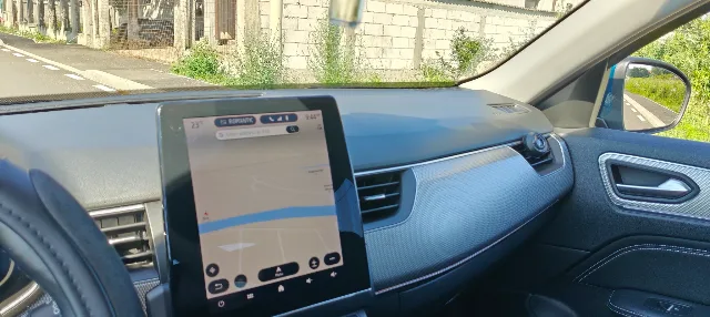 Renault Arkana E-TECH 145 – Full Hybrid, 1.6 benzină, automata, 2022, Primul proprietar – fotografia 6 din 7
