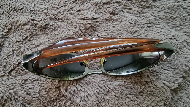 Ochelari de soare de tip „wrap” – fotografia 2 din 4