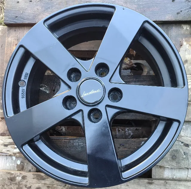 Jante aliaj 16 zoll marca Dezent, gama Hyundai, Kia, Mazda – fotografia 1 din 5