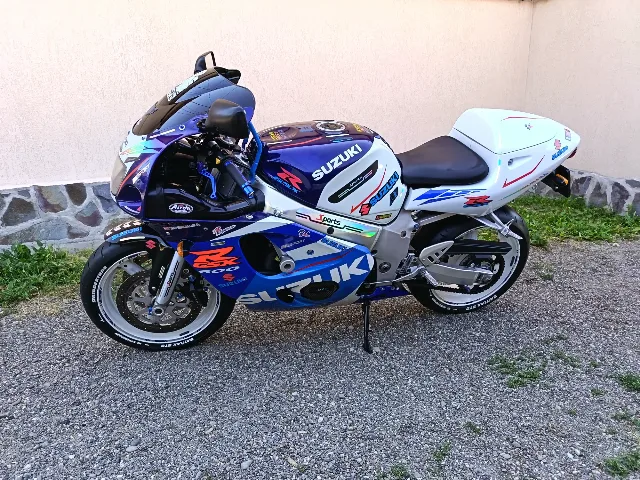 SUZUKI GSXR 600 ! ca NOU – fotografia 5 din 8