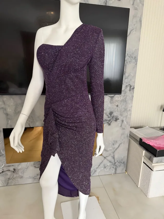 Rochie eleganta – fotografia 4 din 5
