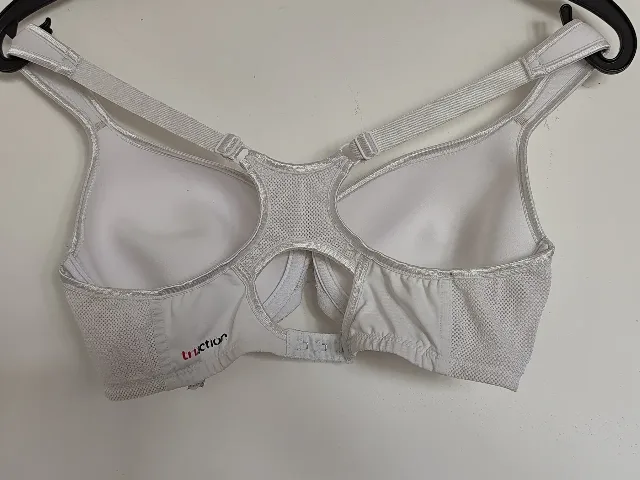 triumph sutien dama – fotografia 4 din 4