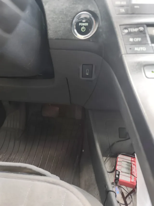 toyota prius gpl – fotografia 8 din 8