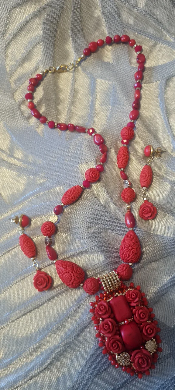 Set unicat de bijuterii – Targu Jiu, Gorj
