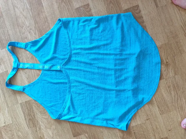 Nike maiou sport damă – fotografia 5 din 8