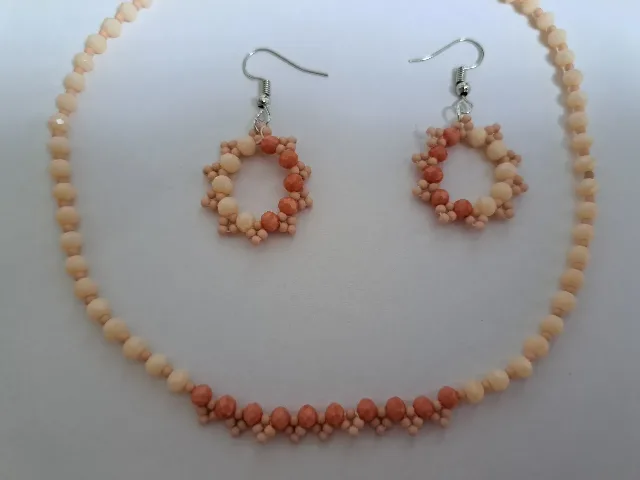Set cercei și colier – fotografia 3 din 4