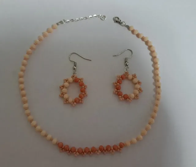 Set cercei și colier – fotografia 2 din 4