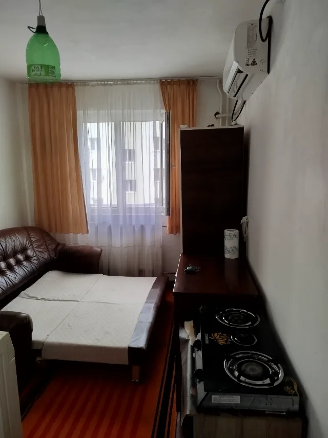 propietar închiriez garsonera – fotografia 2 din 4