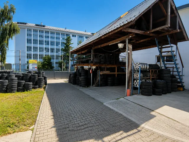 Hală de închiriat 145 mp – Str. Traian Vuia, curte 200 mp, curent trifazat – fotografia 5 din 8