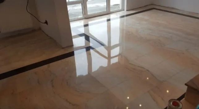 Slefuire lustruire și recondiționare pardoseli – fotografia 3 din 8